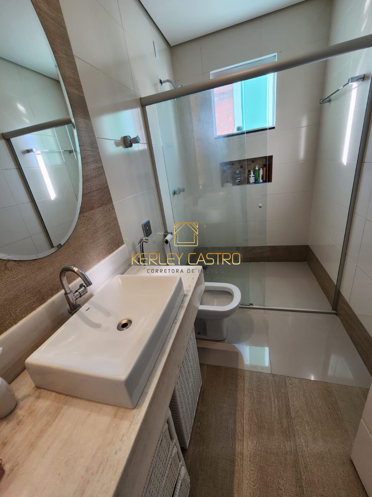 VENDO LINDA CASA DE ALTO PADRÃO  NO FLÓRIDA